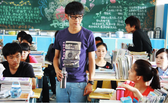 录取分数不高的二本院校,考上有机会拿到铁饭碗,学生可以参考 录取分数不高的二本院校,考上有机会拿到铁饭碗,学生可以参考