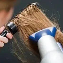 医院|头发湿着睡觉有啥影响？这些潜在危害早知道