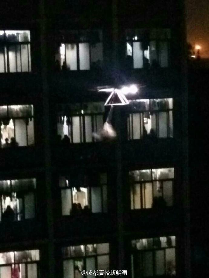 晚上的男生宿舍 2d25585284c1ad8fe3ac26c7d20d5ad6x690x920x50.jpeg