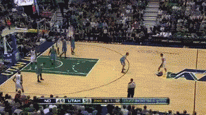 麦迪乔丹杜兰特告诉你胯下运球中的攻击步、迷惑步和拖曳步