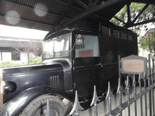 高风足千古什么意思 龙华千古仰高风! 参观上海