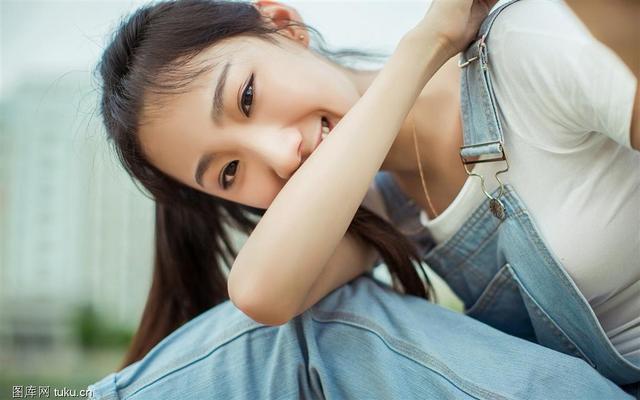 很多初婚女认为二婚男更懂得珍惜,因为他们曾经经历过失去.