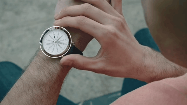 这款手表可以记录生活片段 配套app还能帮忙编