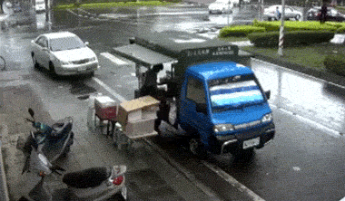 交通事故gif动态图片大全 交通车祸gif图