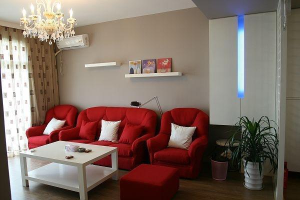 刮大白多少钱一平米 把电视墙只刮大白我骂老