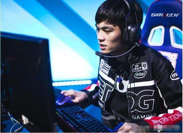 百万年薪都是假的? 电竞职业选手工资为2000