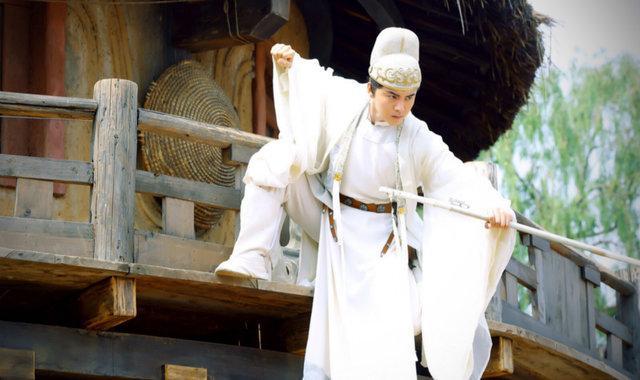 阿里巴巴旗下的内容平台一起开了网络电影合