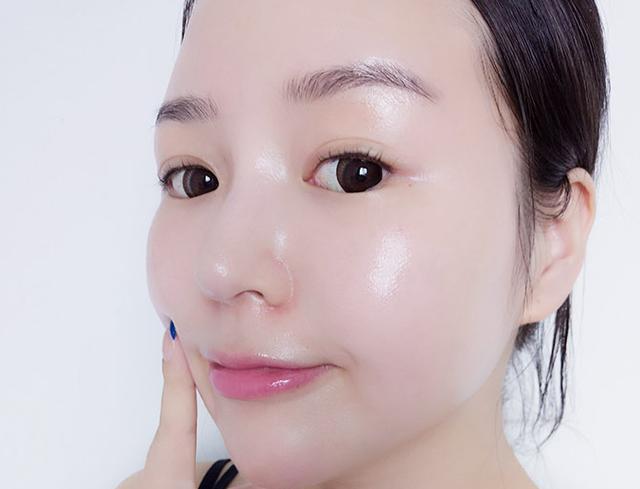 药店很不起眼的小东西, 女人每天用来擦脸, 三周