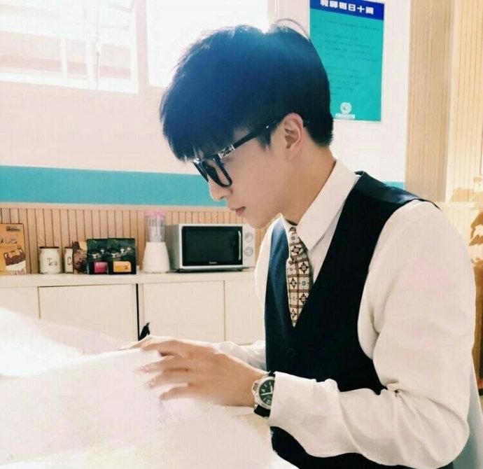 揭秘薛之谦和许嵩鲜为人知的关系 揭秘薛之谦和许嵩鲜为人知的关系