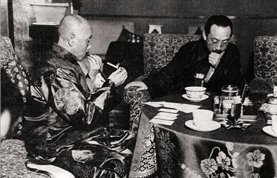 张学良晚年接受采访: 对比蒋介石, 只用这九个字