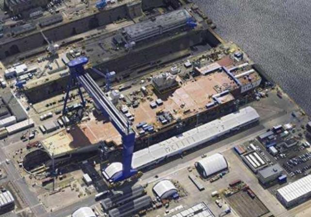 中国003核动力航母曝冲刺下水时间 两大造船厂