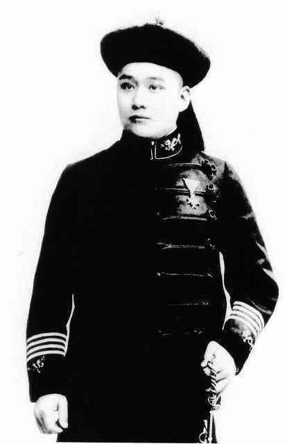 慈禧太后身边的姐妹花翻译, 容貌倾城的绝代佳