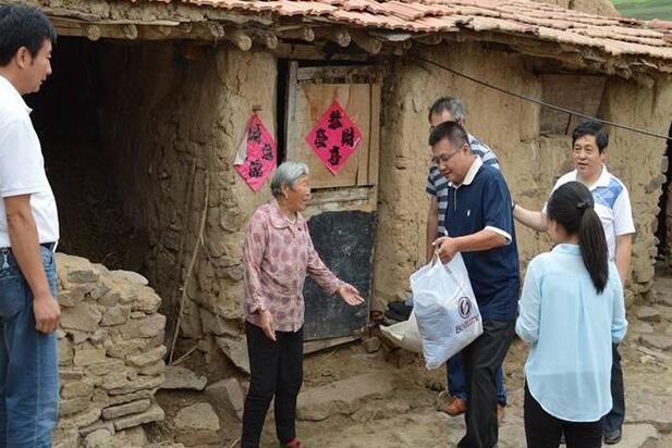 今年国家将全国推行精准扶贫政策, 有几类人