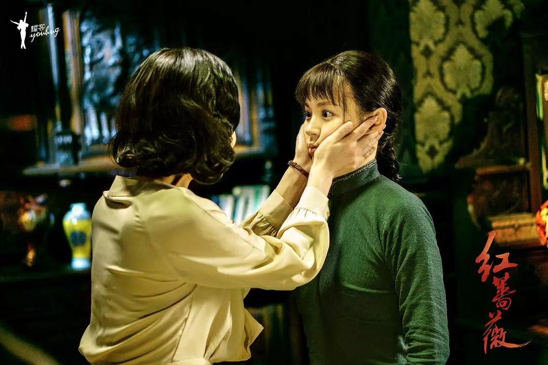 整惨林依晨被骂！3P绯闻！美女毛林林何时能火？