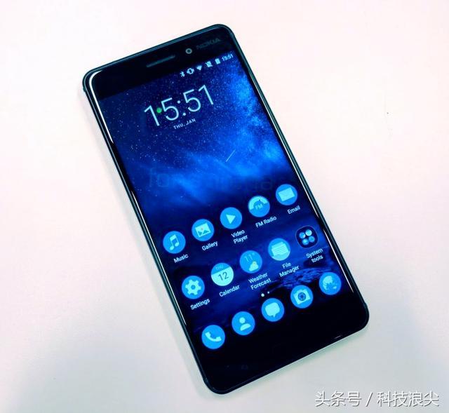 诺基亚6上手 android7 0 质量好到能当防身武器 科技资讯 八戒游戏
