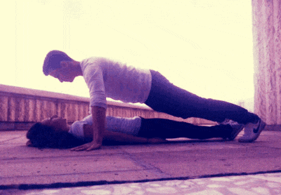 做起来特别枯燥的事情,如果能够男女一起健身,那自然完全不同了