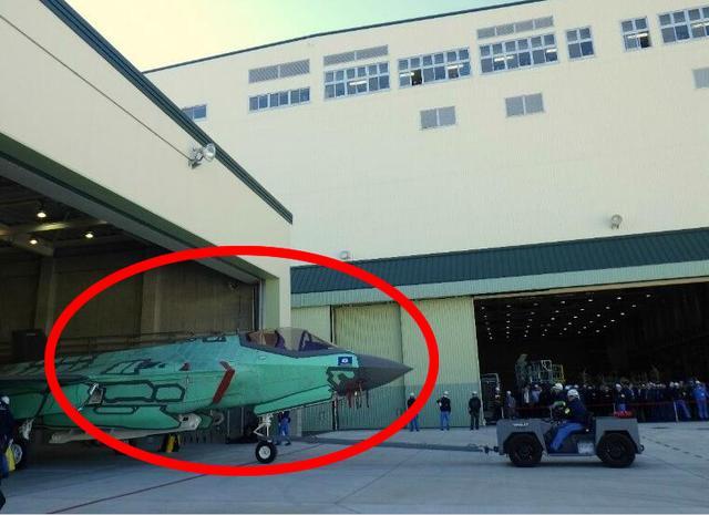 日本决心与中国一决高下! 买F35B对抗歼15, 用