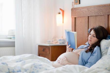 头胎是剖腹产, 二胎还能顺产吗? 那你要符合这3点