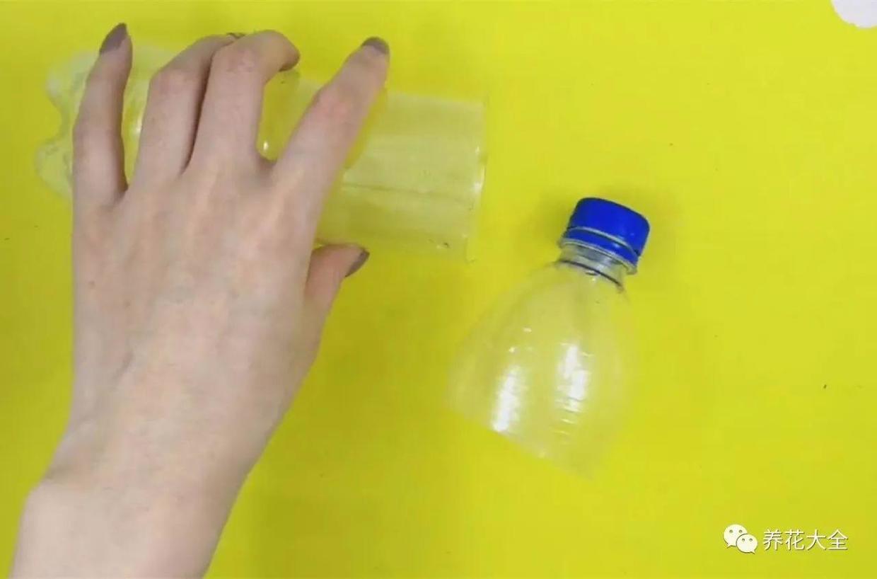 1个绳+1个塑料瓶, 轻松搞定刷碗, 绝对不脏指甲不伤手!