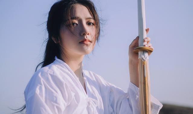 读懂这些女人潜台词, 她就会全心全意爱上你