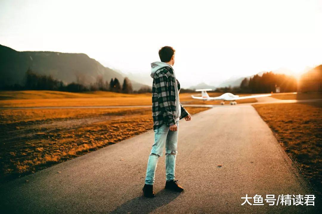 一个年轻人开始废掉的3种迹象