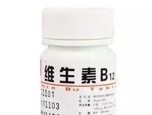 药片扔进啤酒再浇花, 花喝下去猛蹿疯长, 开败的长寿花立马开花!