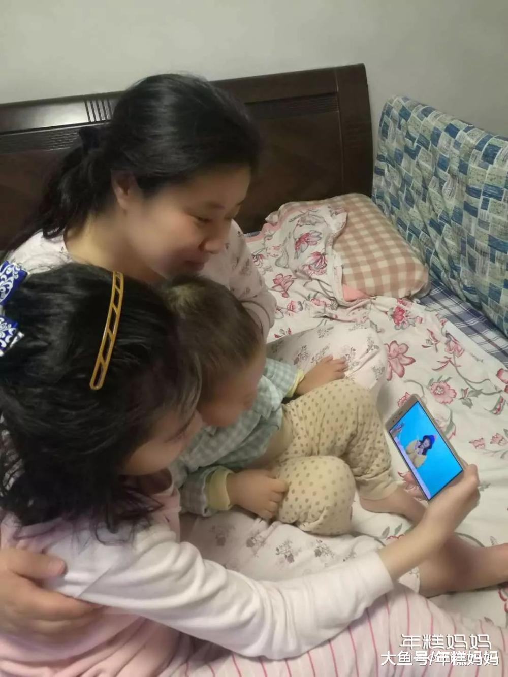 每周离家出走2次的外婆, 竟然变成了我的最强队友!