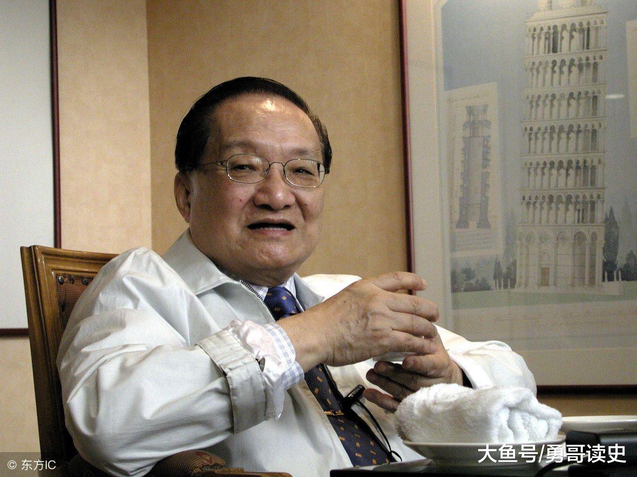 1972年，金庸先生在完成15