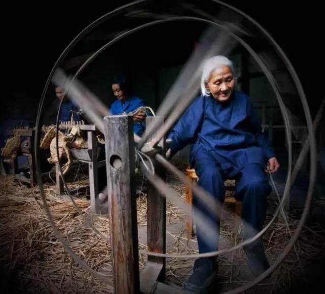 农村四大老物件, 可别乱扔了, 将来说不定很值钱, 你家有么?