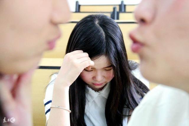 女生第一次来例假是什么体验? 简直是青涩懵懂无知搞笑