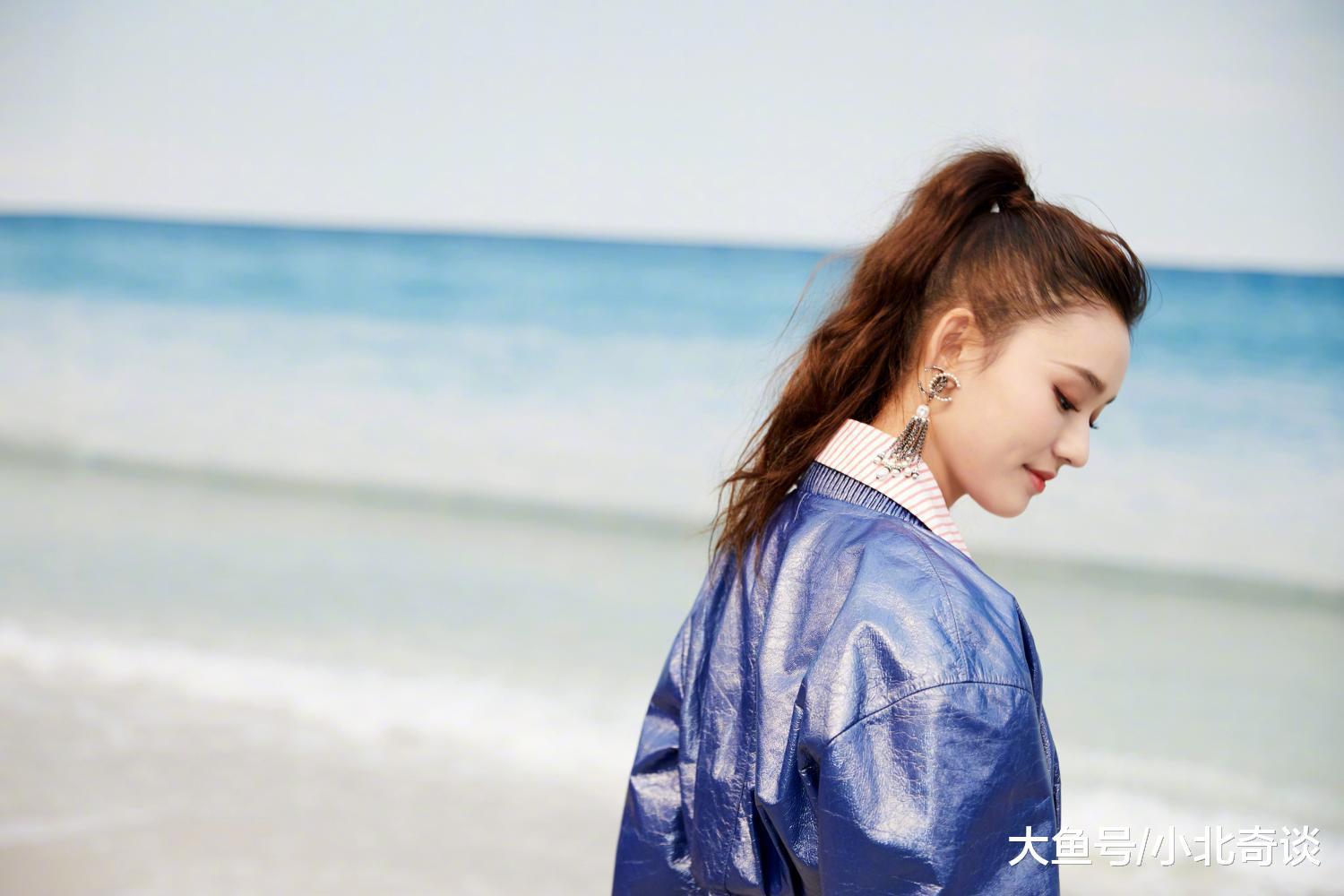 “假小子”装扮的林允来袭！香奈