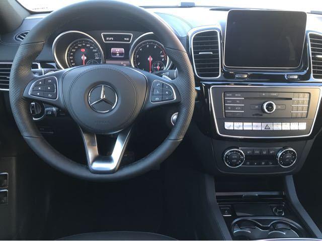 3039b9a8a6648923c35c17d74224d082x640x480