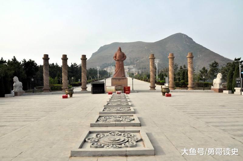 677年，左武卫大将军权善才、