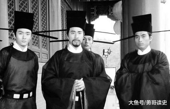 宋朝享国319年，几乎没有出现
