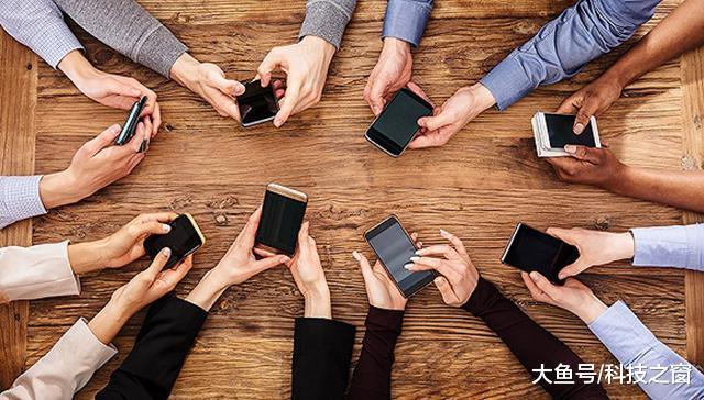 智能手机厂商躲过了短暂的休憩，
