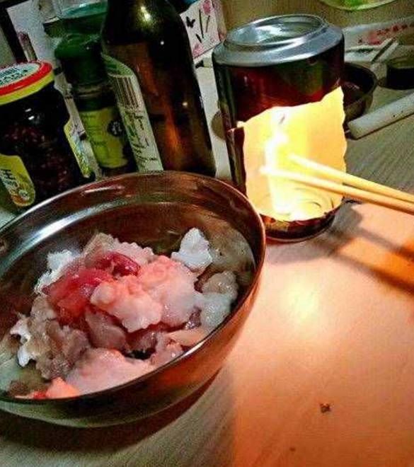 大学生嫌弃食堂饭菜不好吃, 自制神奇道具