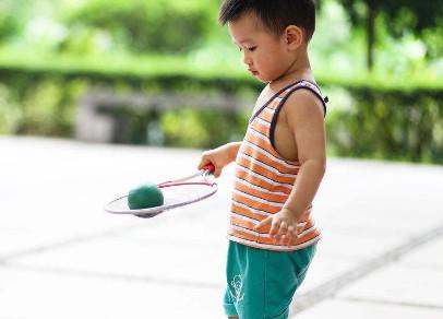 想让孩子晚上睡得更香更好? 那爸妈在孩子睡觉前要注意这3件事