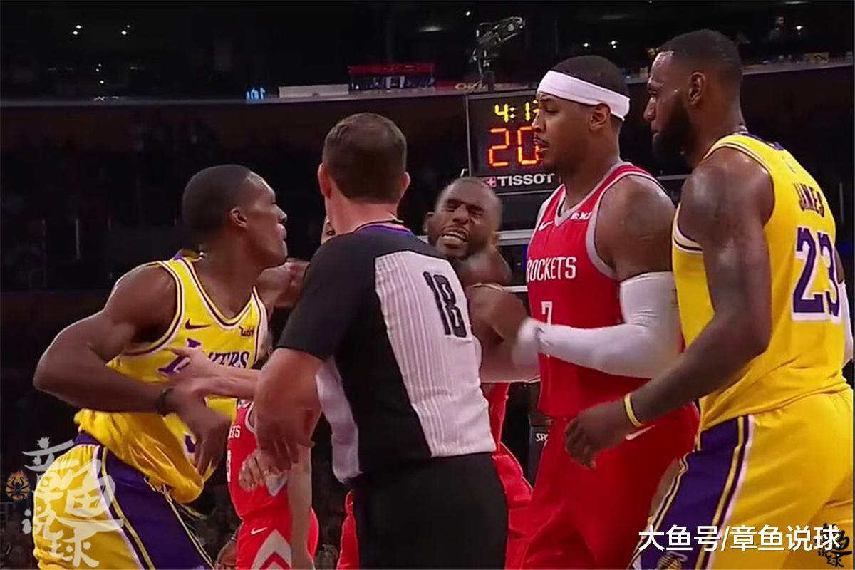 万恶的细节图...甜瓜眼神亮了