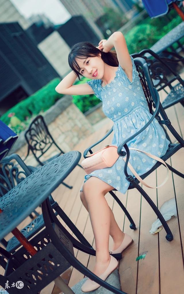 女人有这几个小习惯, 表明她心里还有人!