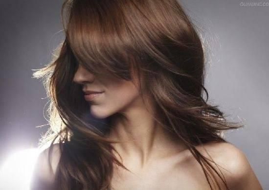 产后脱发严重怎么办, 这是要当尼姑的节奏么?