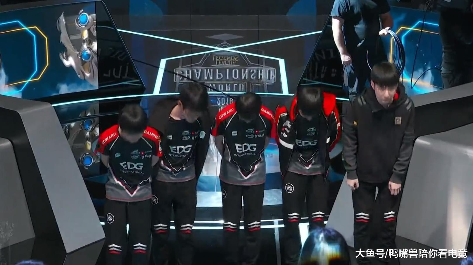 国庆已经过去4/7了，也恭喜E