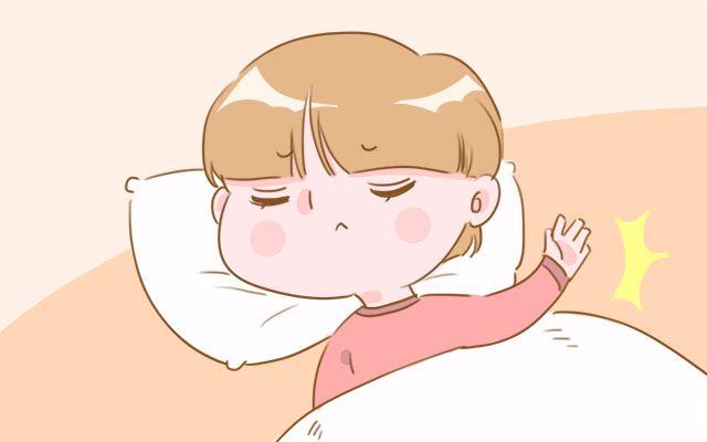 这些小动作可能暗示宝宝生病, 妈妈发现以后要及时带他去看医生