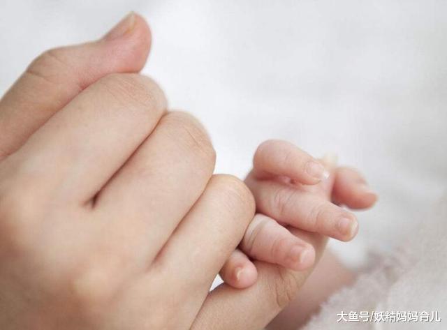 满月宝宝5个智能测试题, 你家宝宝达标了吗?