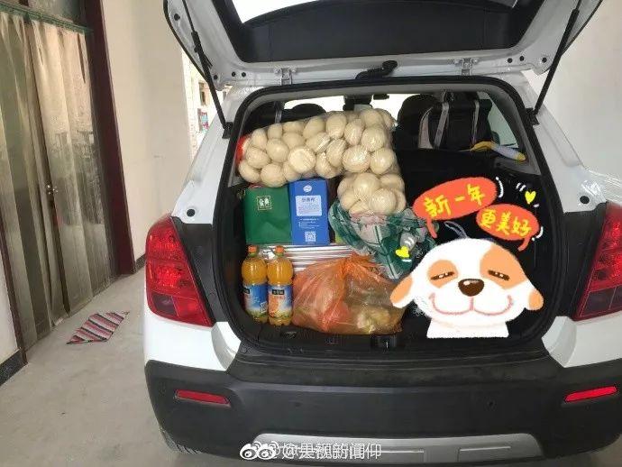 “我妈可能觉着我在外面会饿死”, 笑着笑着就哭了……