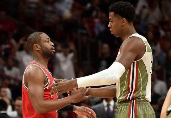 重磅! 14+11当家内线面临交易, 韦德: 要钱没有