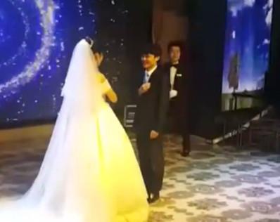 婚礼现场, 新娘大喊: 我不愿意, 结果连主持人都懵了