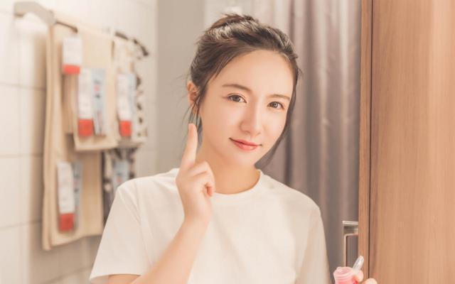 男人为什么都喜欢微胖女人, 看完这三个原因, 让你“恍然大悟”