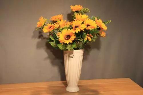 瓶插鲜花什么水温最好呢? 这些温度花友们有啥看法?