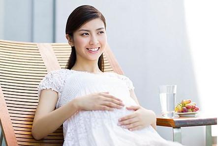 想让分娩更加顺利, 孕晚期这3件事孕妈最好少做