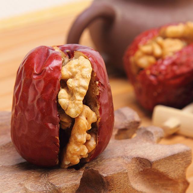 女人过了30岁, 多吃这些天然食材, 保养卵巢, 修复肌肤年轻十岁!